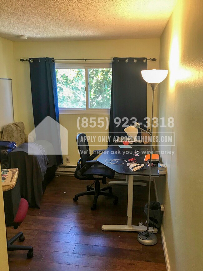 Foto del edificio - 1081 Reed Ave
