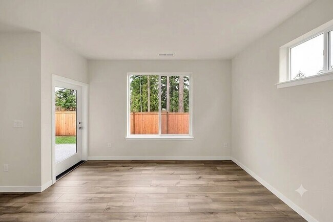 Foto del edificio - 5141 81st Ave NE