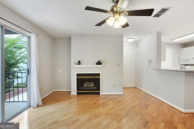 Building Photo - 518 Granville Ct