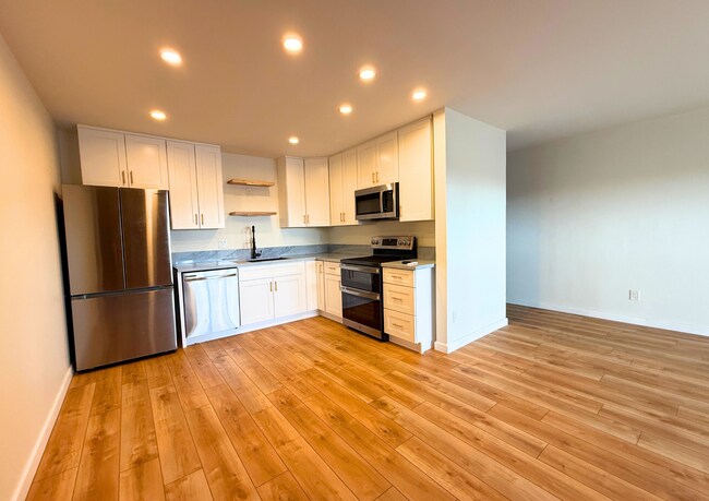 Foto del edificio - 3030 Suncrest Dr