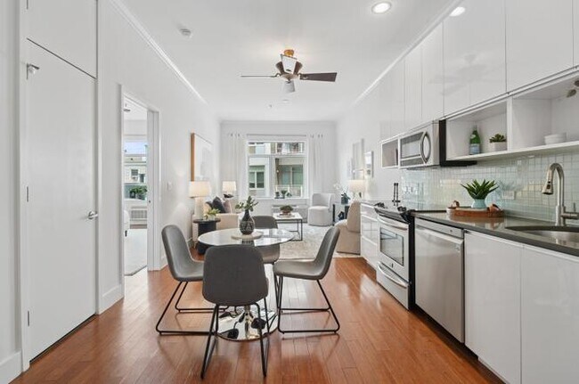 Foto del edificio - APARTMENT