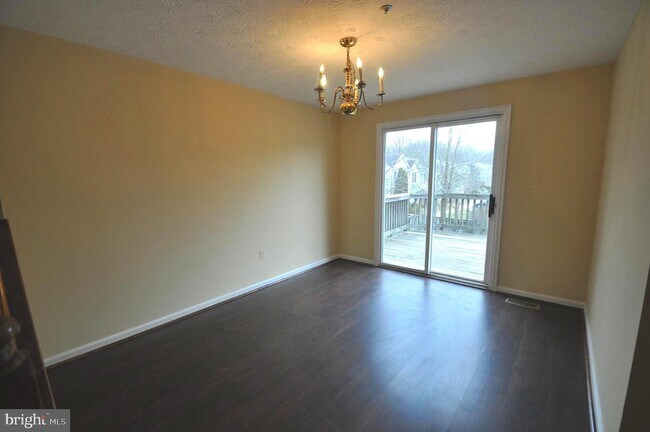 Building Photo - 11523 Big Creek Dr