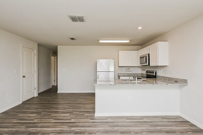 Foto del edificio - 26485 Wakefield Dr