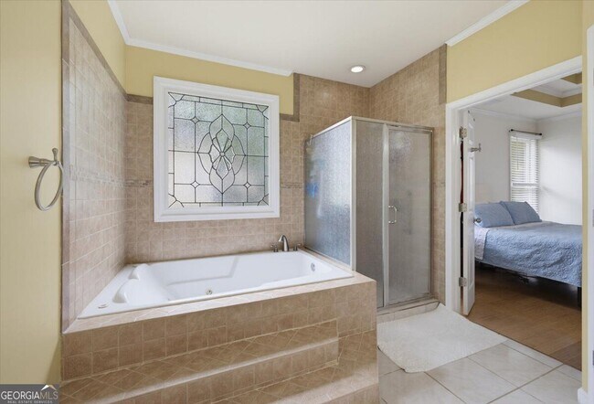 Building Photo - 4059 Ashland Cir