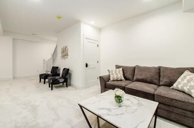 Foto del edificio - 1140-1142 Hamlet St