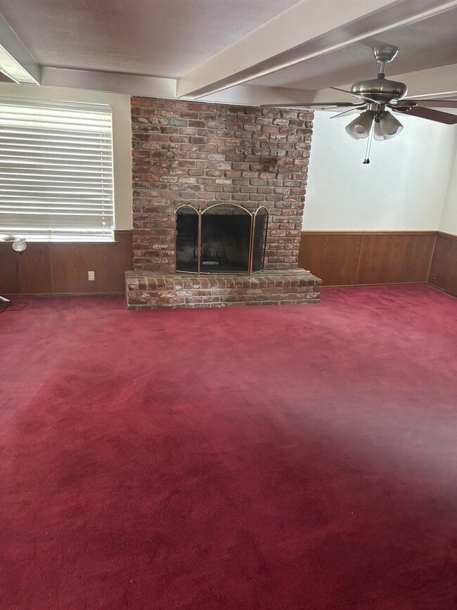 Building Photo - 1310 B St