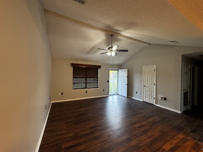 Building Photo - Home for Rent