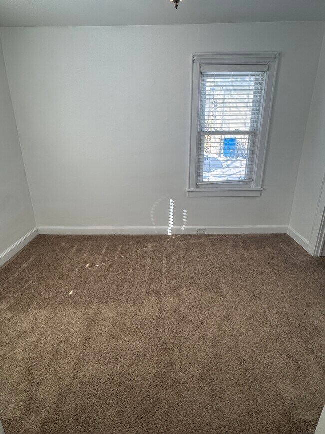 Foto del edificio - 74 Pleasant St