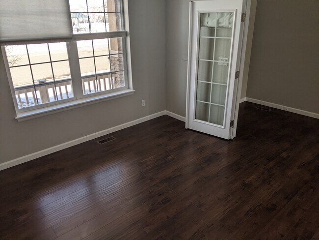 Building Photo - 5137 Eagan Cir