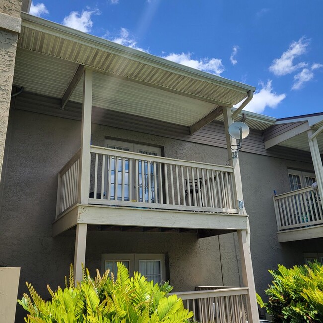 Building Photo - Just Reduced ! 2nd-floor studio condo at SerraVella!