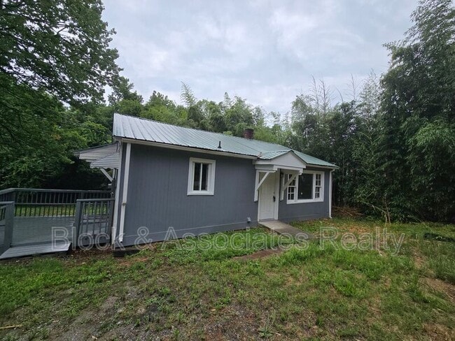Building Photo - 117 Plummer Dr