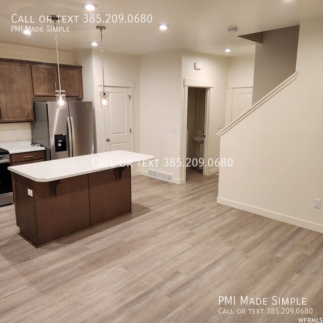 Brand new townhome! 3 bedrooms Townhouse for Rent in Eagle Mountain