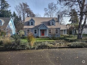 Building Photo - 365 W Selmar Ct