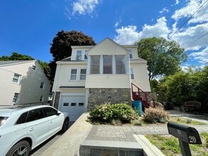 Building Photo - 20 Oak Rd