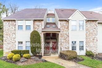 Building Photo - 344 Tavistock Rd