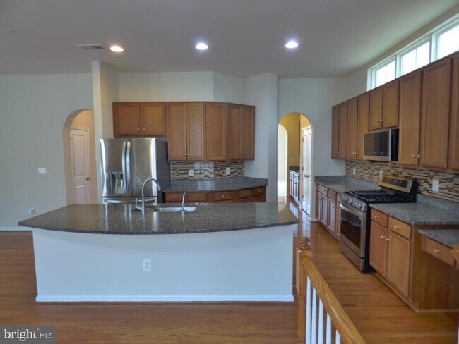 Foto del edificio - 23818 Bennett Chase Dr