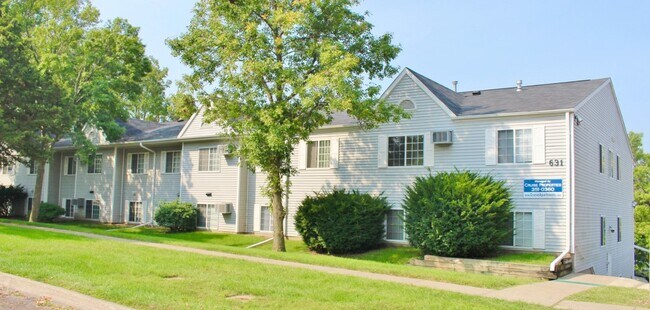 Foto del edificio - 631 S Van Buren St