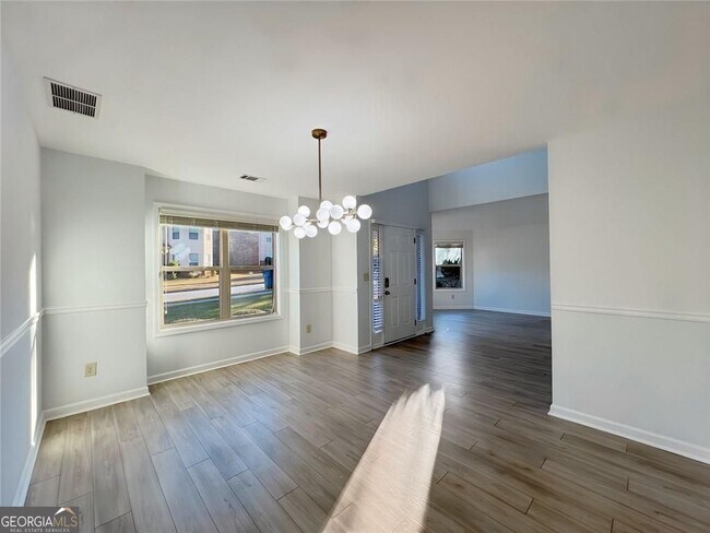 Foto del edificio - 2416 Peach Shoals Cir