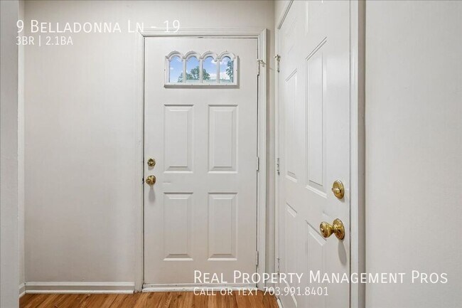 Building Photo - 9 Belladonna Ln