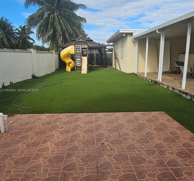 Foto del edificio - 11470 SW 57th Terrace