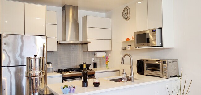 Cocina - 390 14th St