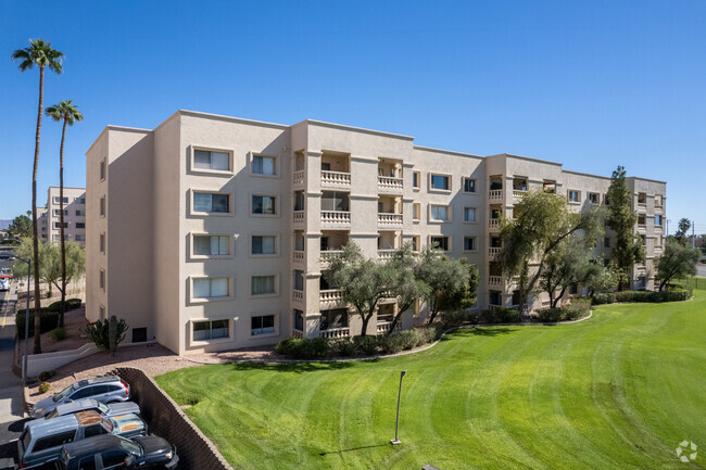 Building Photo - Scottsdale Shadows