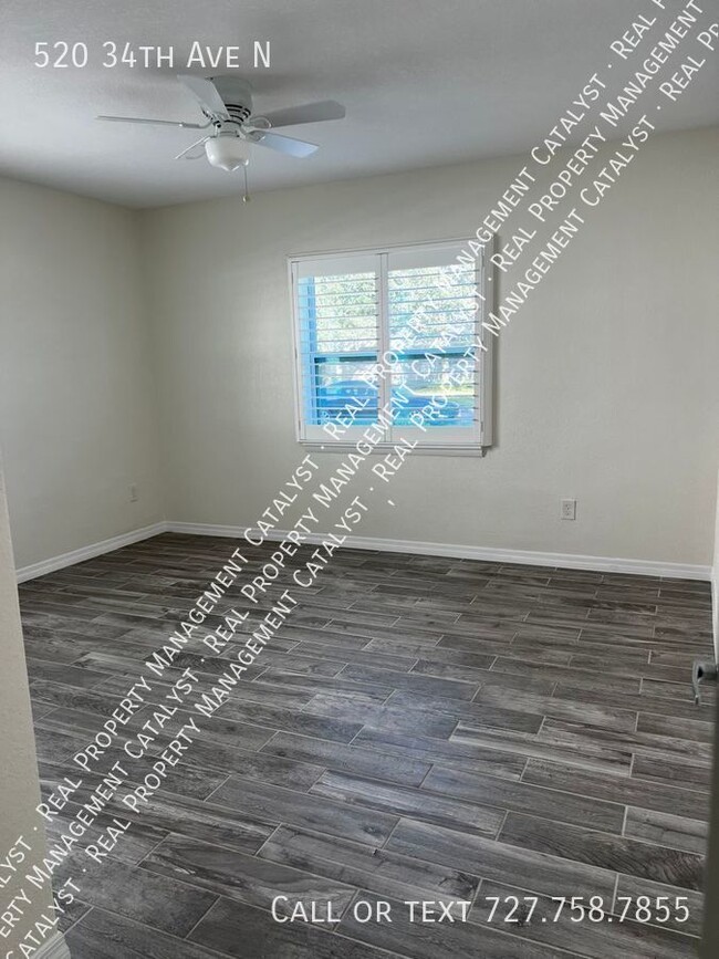 Building Photo - **AVAILABLE NOW**  Newly renovated home ce...
