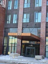 Building Photo - 130 River St