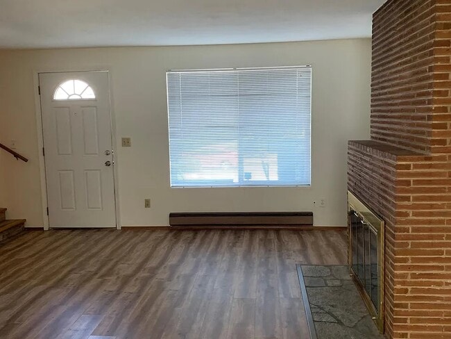 Front door - 9211 Woodlawn Ave N