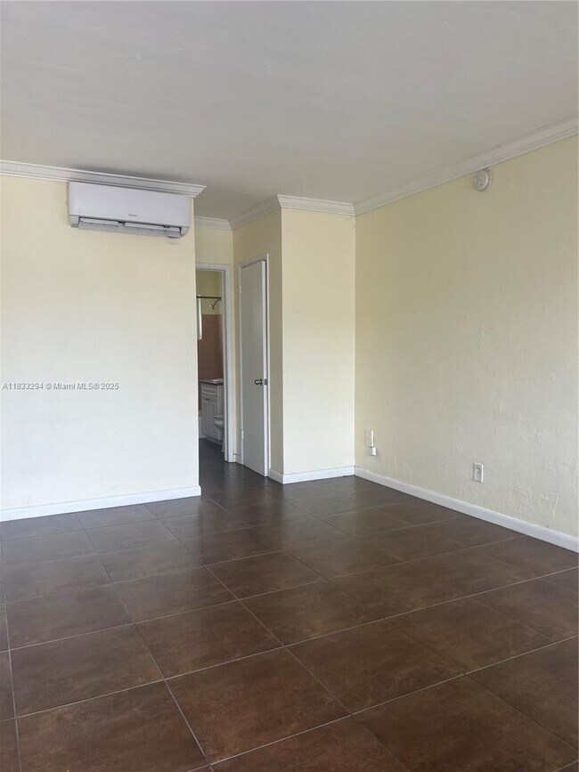 Foto del edificio - 520 NE 82nd Terrace