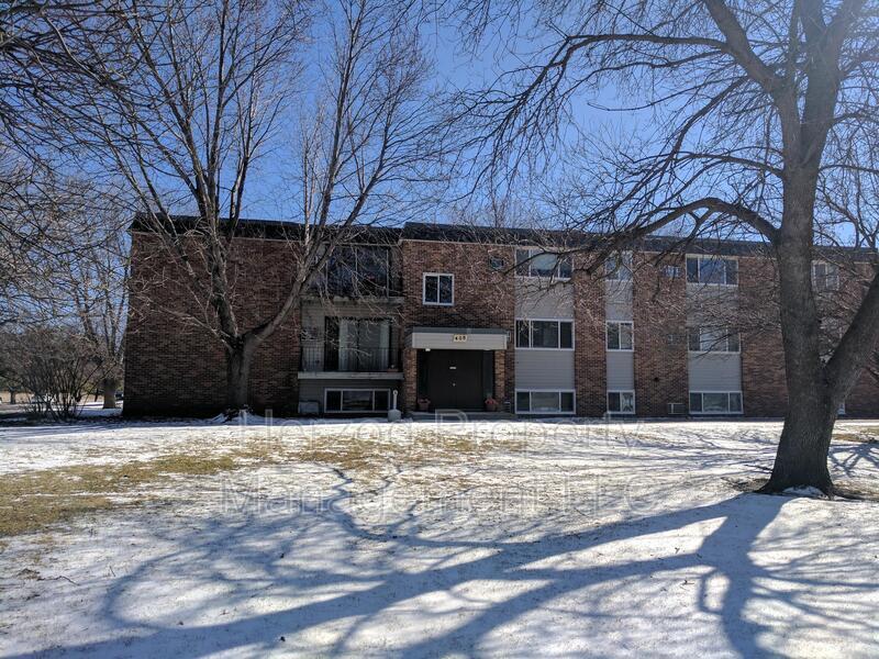Primary Photo - 408 McKay Ave N