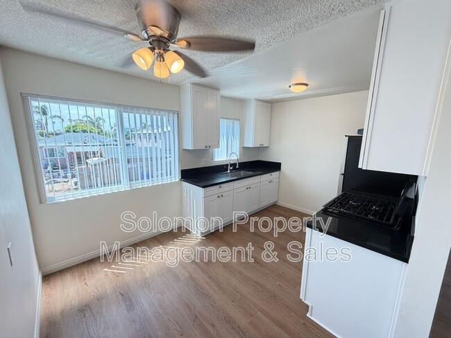 Building Photo - 1311 W Puls St