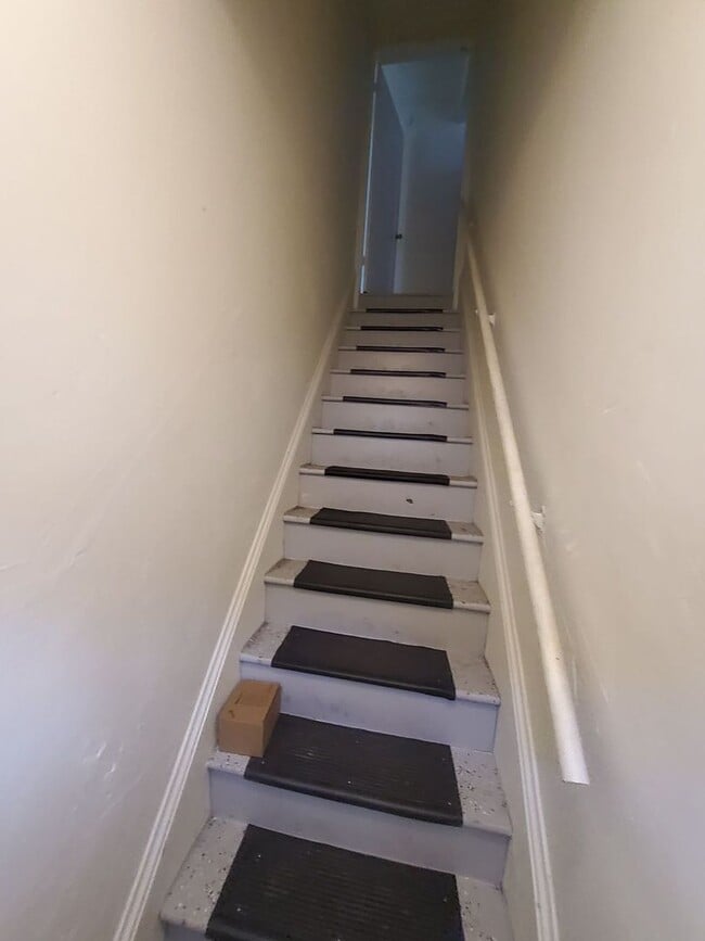 Foto del edificio - 277 E Spring St