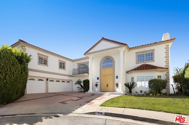 Building Photo - 1916 Rams Horn Ct