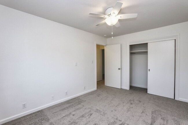 Building Photo - 279 Bush St