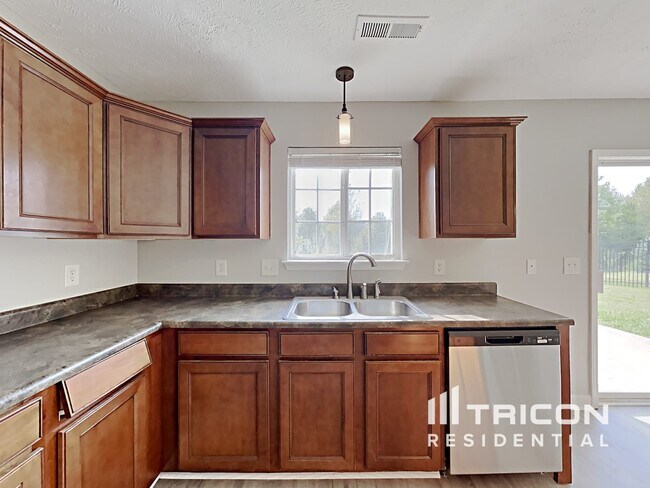 Foto del edificio - 341 Golfview Lane Springfield TN