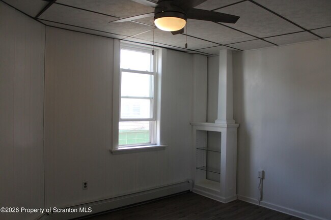 Foto del edificio - 61 Fallbrook St