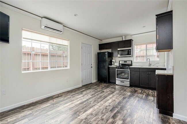 Foto del edificio - 19308 Calvert St