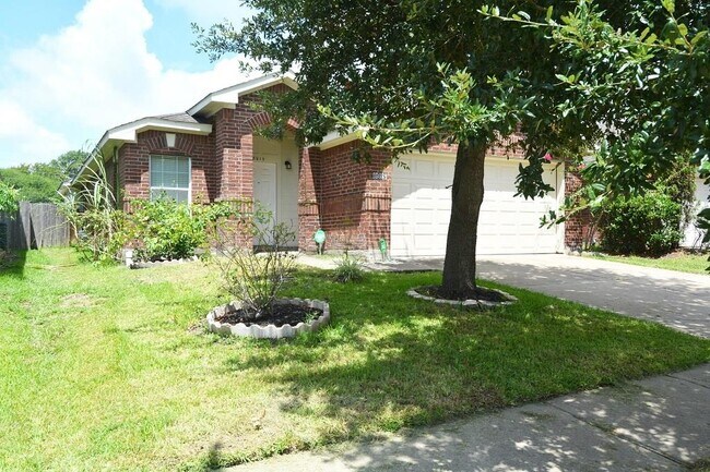Building Photo - 8915 Canton Park Ln