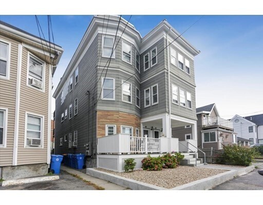 Primary Photo - 50 Trident Ave