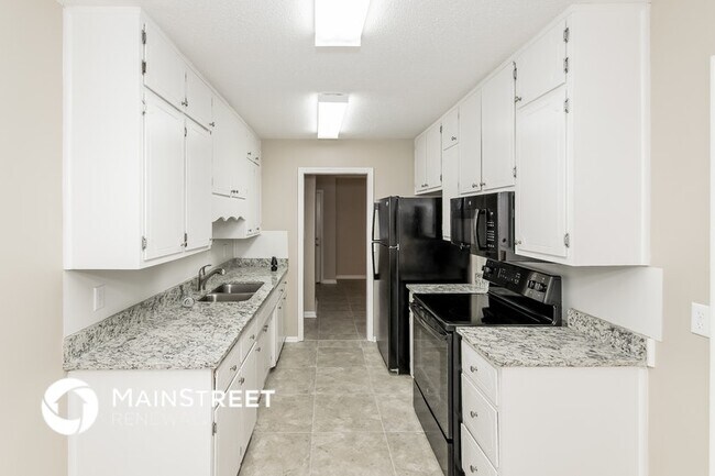 Foto del edificio - 525 Oak Crest Dr