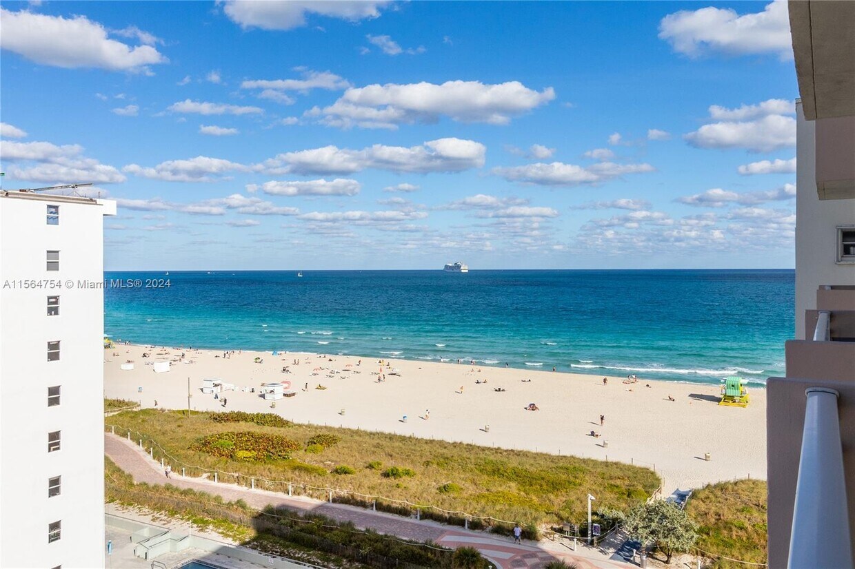 Primary Photo - 345 Ocean Dr