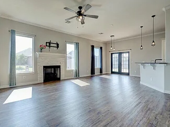 Foto del edificio - Magnificent 3BD/2BTH home in Council Ridge