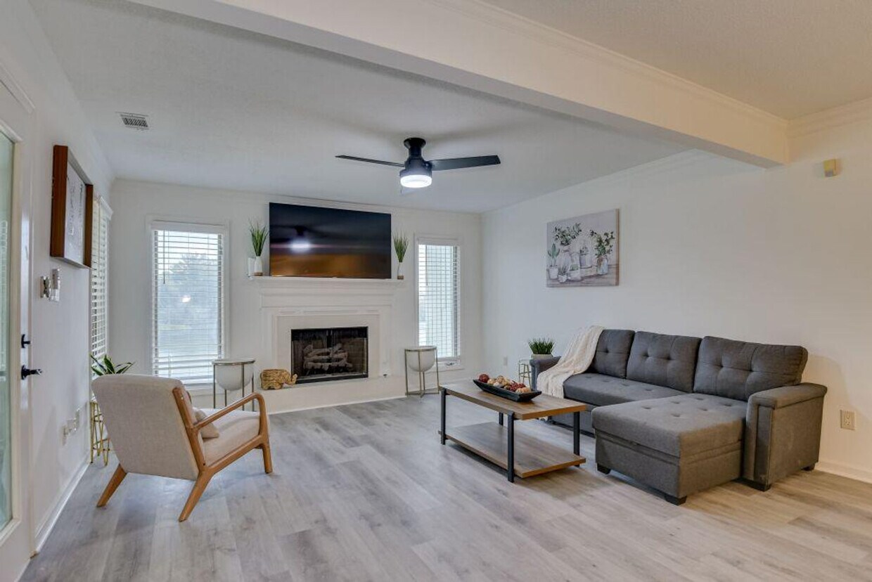 Foto principal - 110 Riverbend Dr