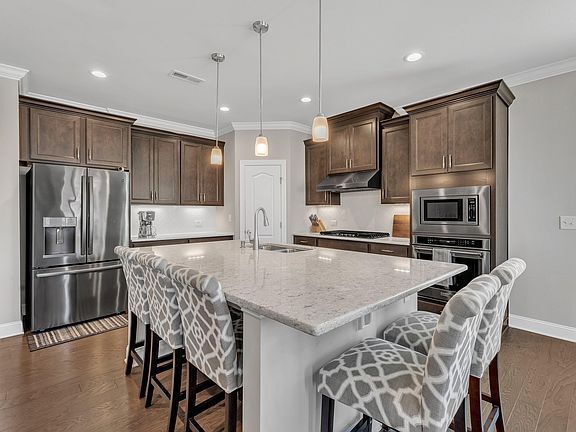 Building Photo - Build Equity While Leasing - Lease and Own...