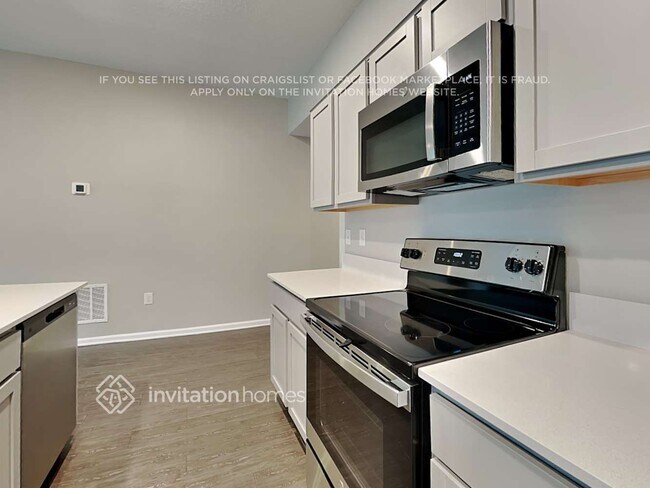 Building Photo - 994 Caitlin Loop