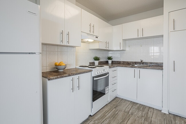 Building Photo - Le Saphir