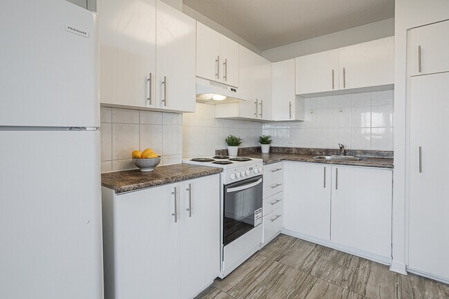135 Pl De La Côte-Vertu — photo 2