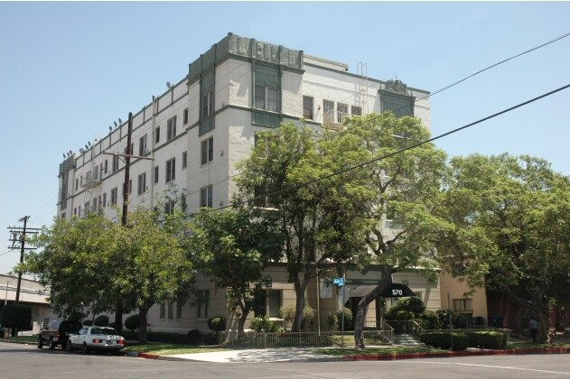 Foto del edificio - Kenmore Apartments