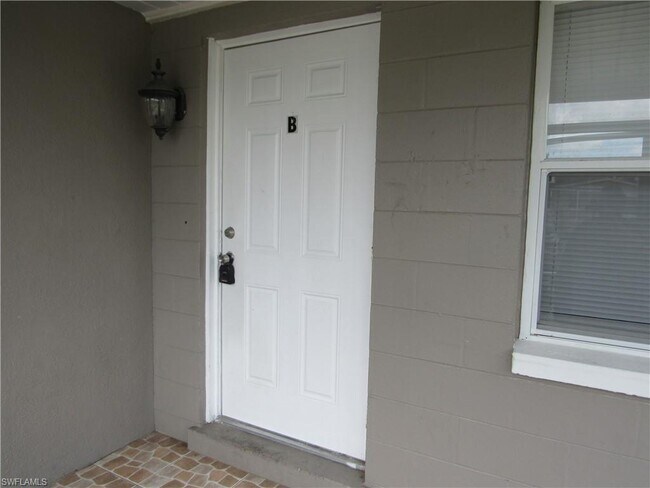 Building Photo - 44 Andora St